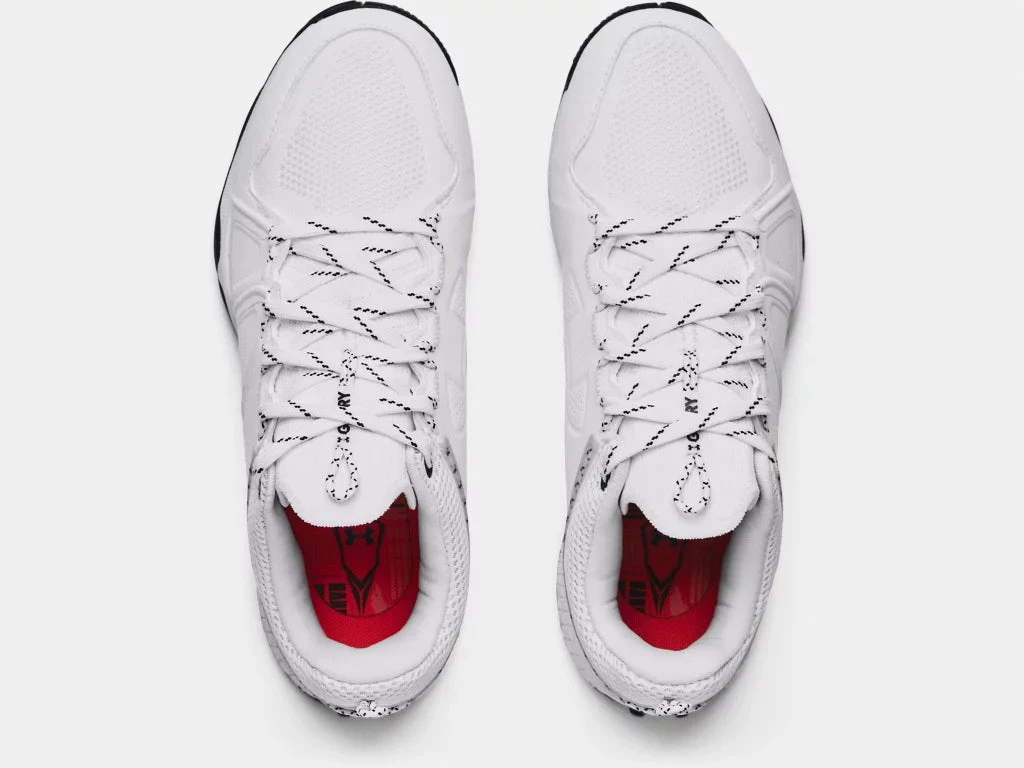 Under Armour Glory Turf Women's Turf Shoe - White 2 Under Armour Glory Turf Women's Turf Shoe - White - Image 2