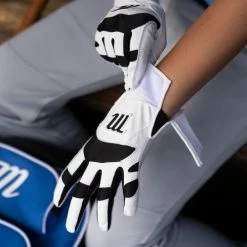 Marucci Signature Youth Batting Glove - White 7 Marucci Signature Youth Batting Glove - White -Bats shop MBGSGN3Y 1 01314