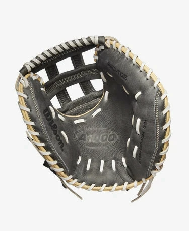 Wilson A1000 33" CM33 Fastpitch Catcher's Mitt 2 Wilson A1000 33" CM33 Fastpitch Catcher's Mitt - Image 2