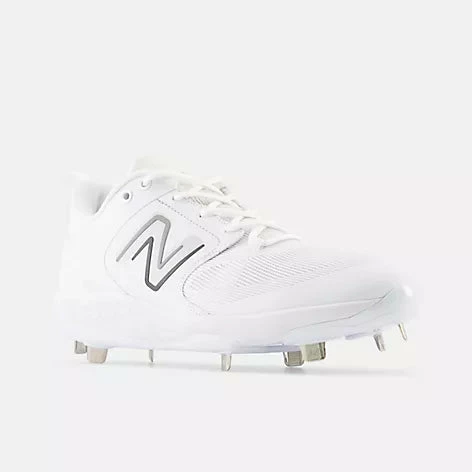 New Balance Fresh Foam X 3000 V6 Metal Cleat - White 1 New Balance Fresh Foam X 3000 V6 Metal Cleat - White