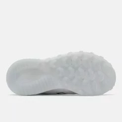 New Balance 4040 V6 Youth Turf Trainer TY4040W6 - White 9 New Balance 4040 V6 Youth Turf Trainer TY4040W6 - White -Bats shop ty4040w6 nb 06 i